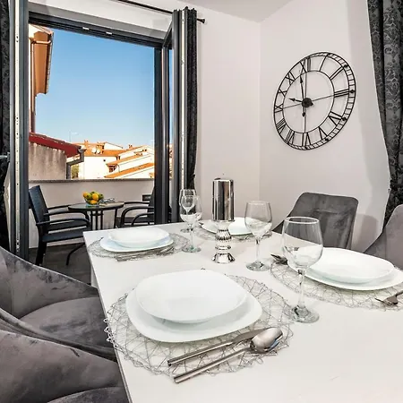 Deluxe Apartments A&A Rovinj Exterior photo