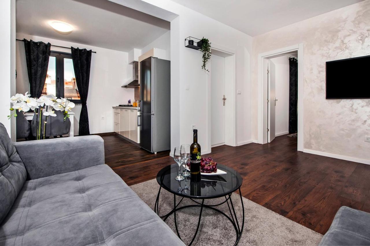 Apartment Deluxe A&a *