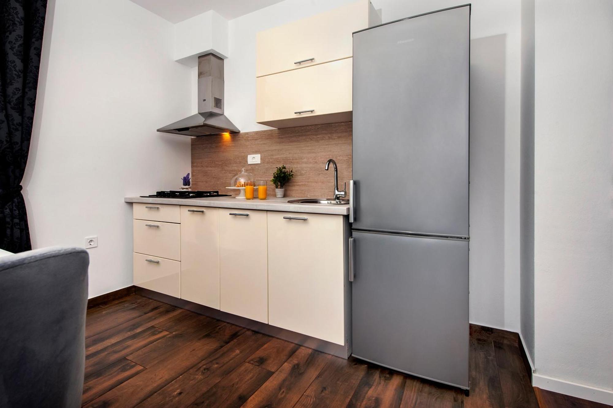 Apartment Deluxe A&a *