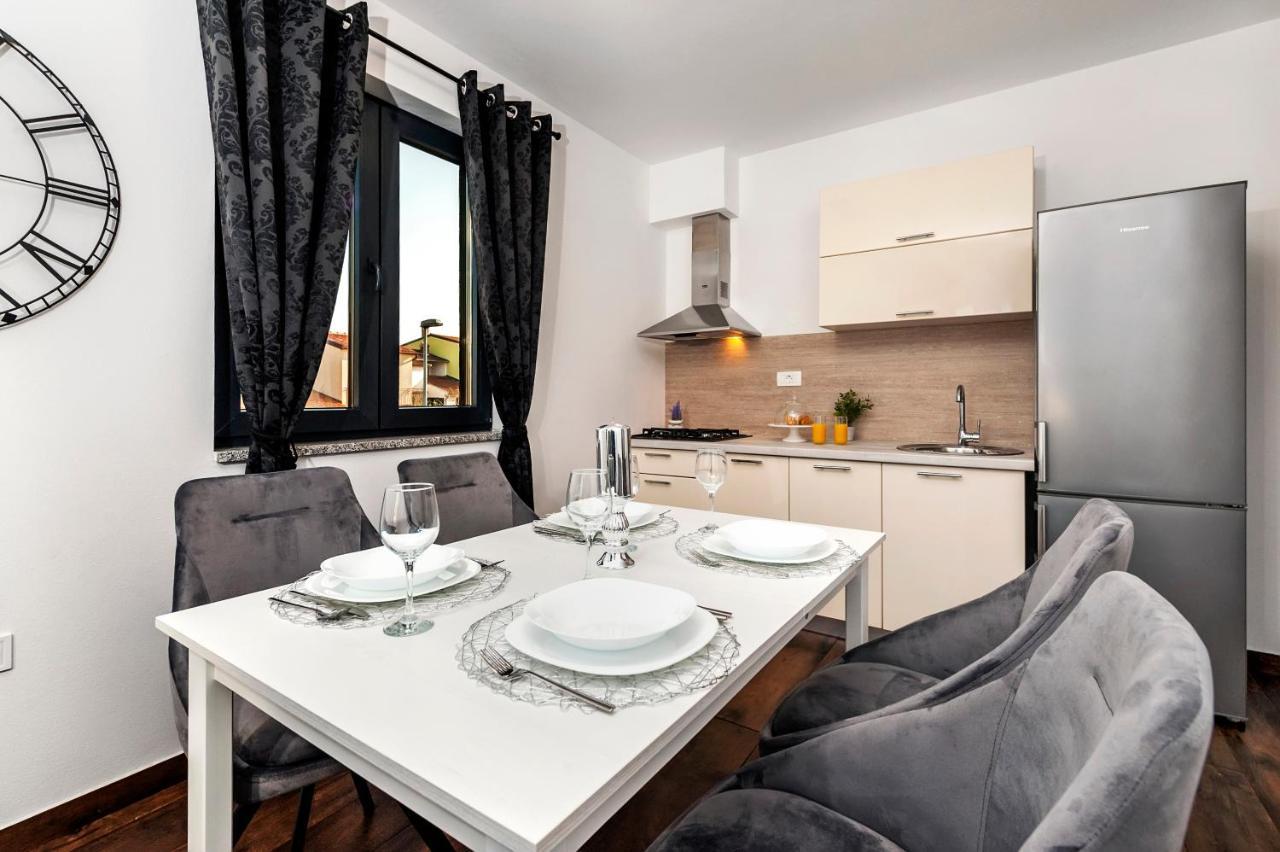 Deluxe A&a Apartma *