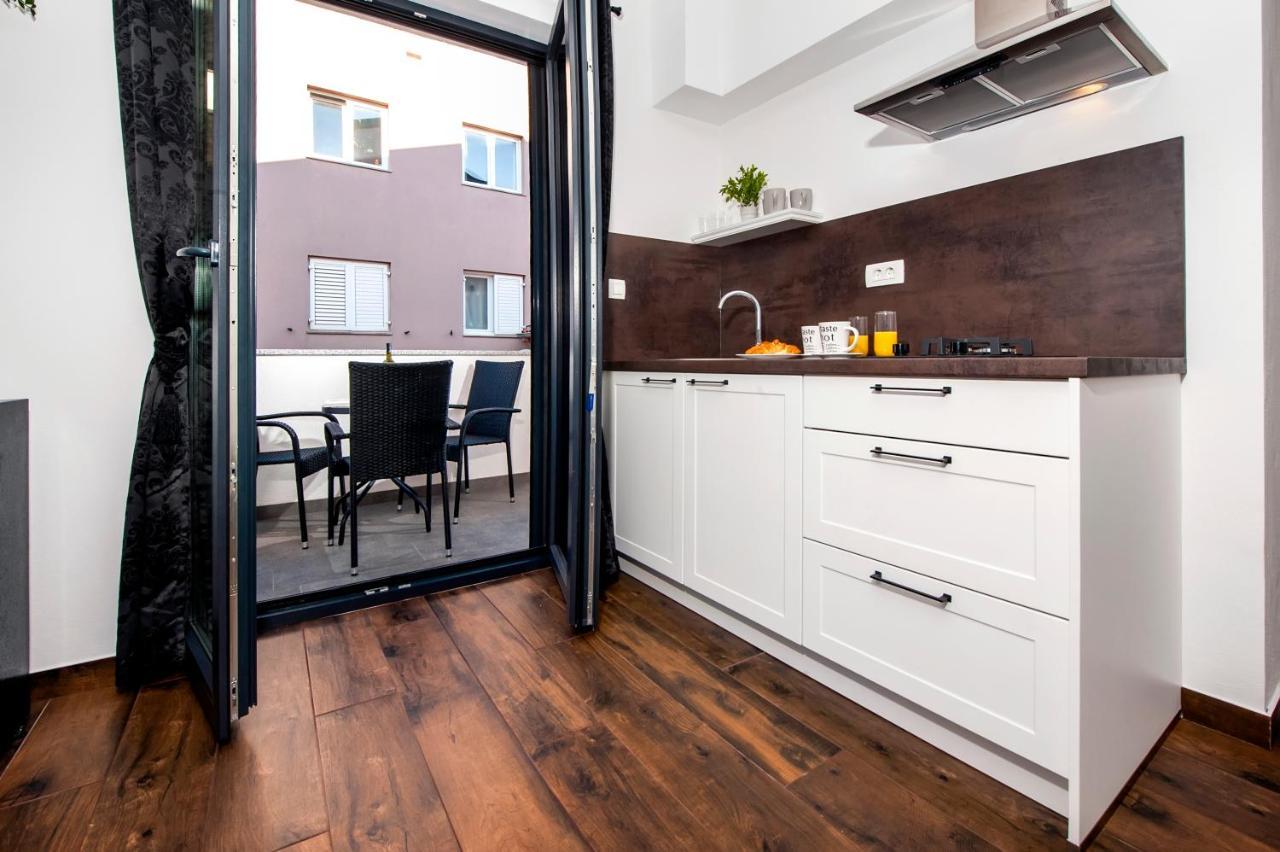 Apartma Deluxe A&a *